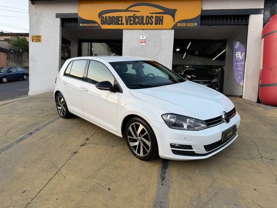 VOLKSWAGEN GOLF 1.4 TSI COMFORTLINE 16V GASOLINA 4P AUTOMÁTICO VOLKSWAGEN GOLF 1.4 TSI COMFORTLINE 16V GASOLINA 4P AUTOMÁTICO